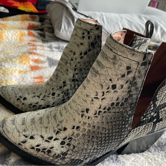 Jeffrey Campbell Snakeskin Boot - Picture 8 of 10